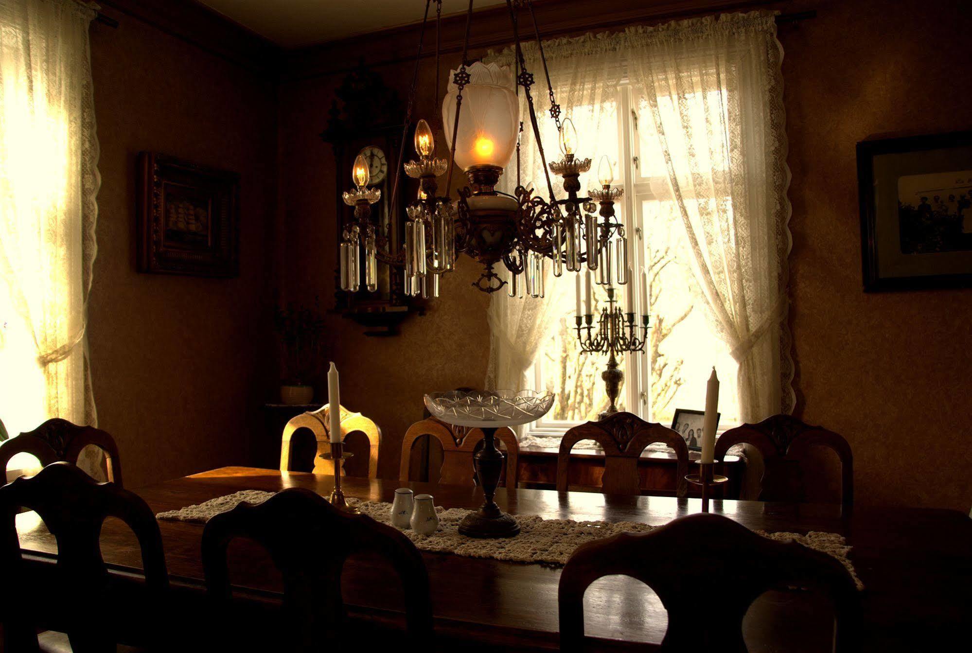 Paulsens Hotel Лингдал Екстериор снимка