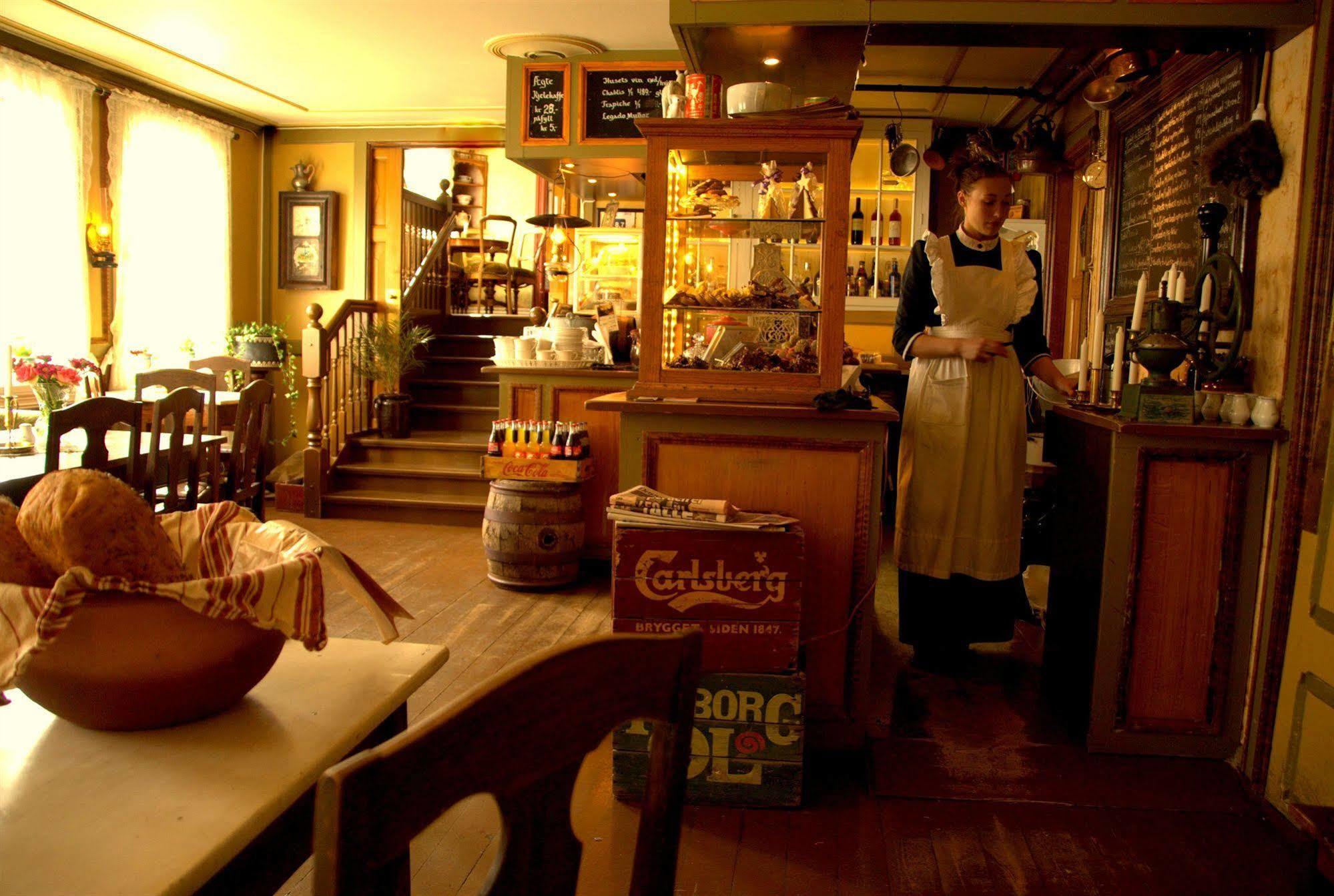 Paulsens Hotel Лингдал Екстериор снимка
